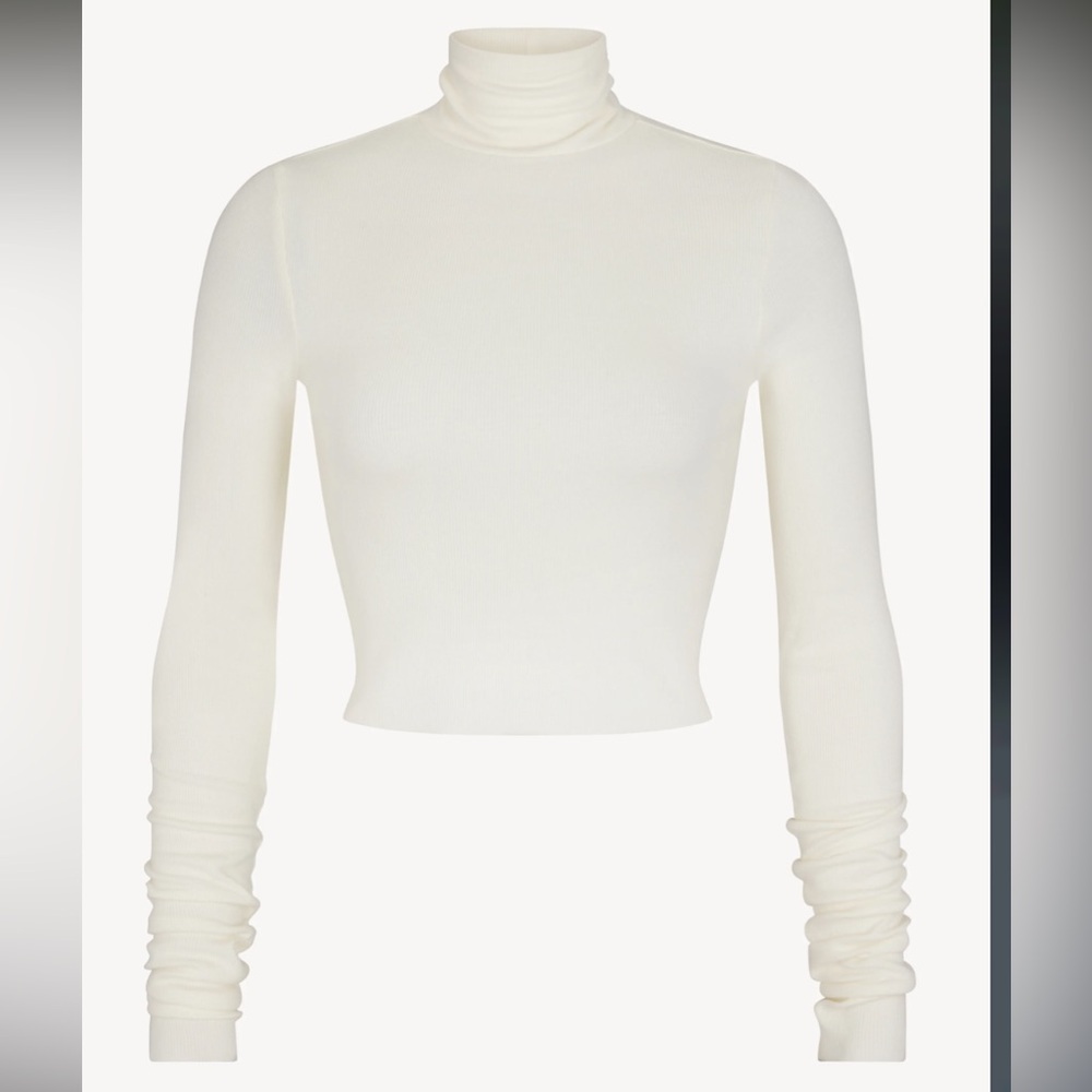 Eterne Cream Turtleneck Sweater - Picture 2 of 5
